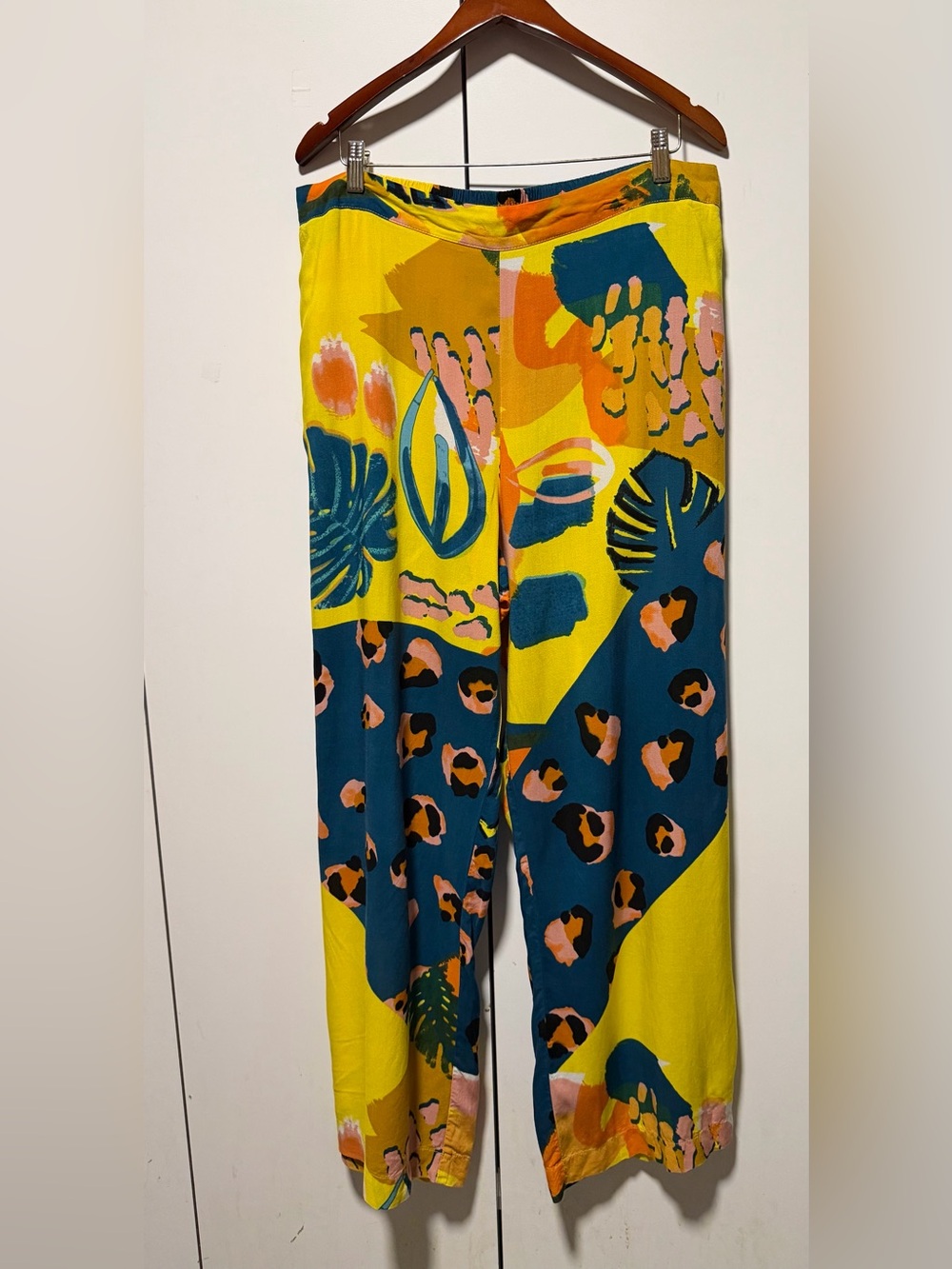 Thread Story tropical wide leg pants
